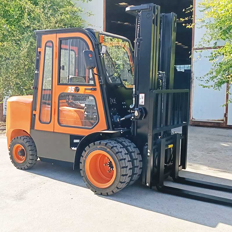 3.5-Ton Diesel Forklifts - Image 5